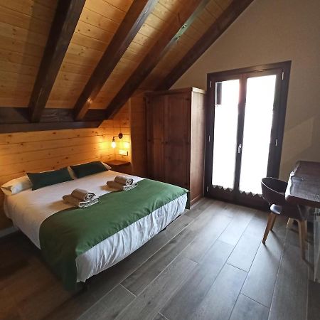 Casa Rural Elurkoia Исаба Экстерьер фото